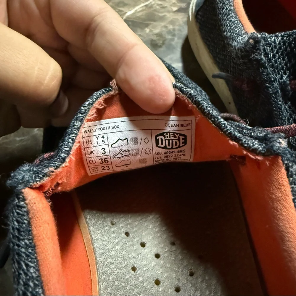 Hey Dude Wally Youth Sox Ocean Blue Orange Interior Size Y4 L5